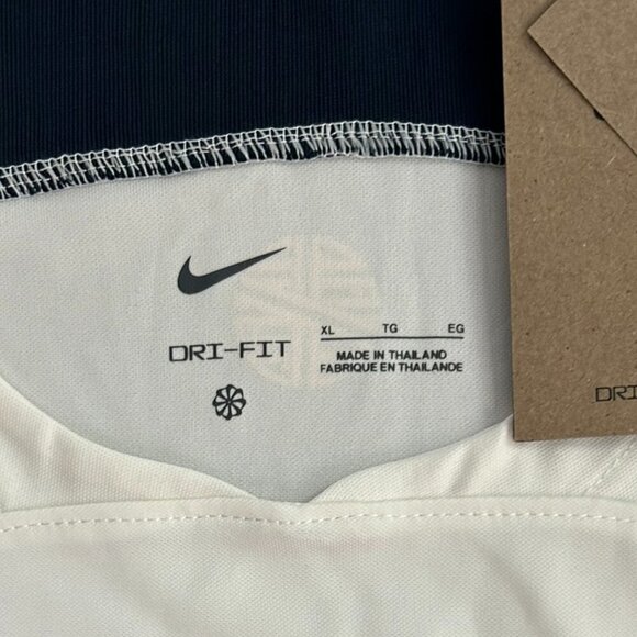 2022/2023 Ronaldo XL Nike World Cup Soccer Jersey PORTUGAL Away Jersey #7 - Picture 4 of 6